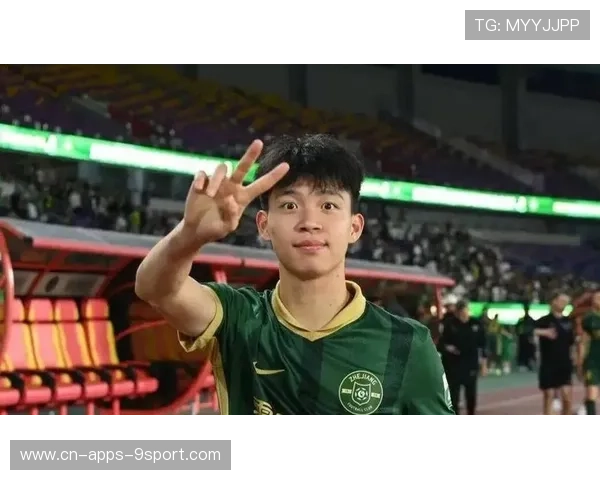 王钰栋对抗能力遭质疑，留洋前景需提升身体素质