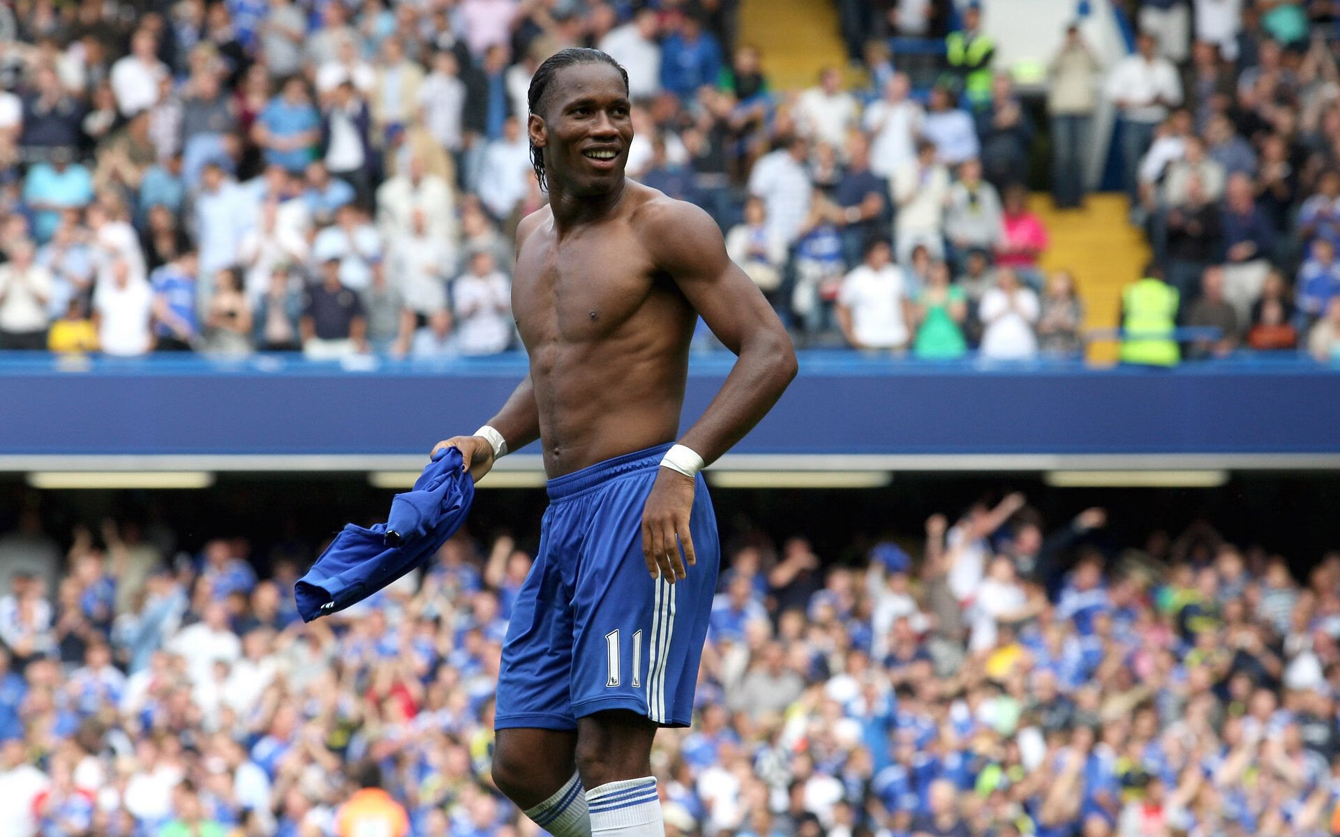 印度击败宿敌,士气高涨,印度几个人打败上万人的电影