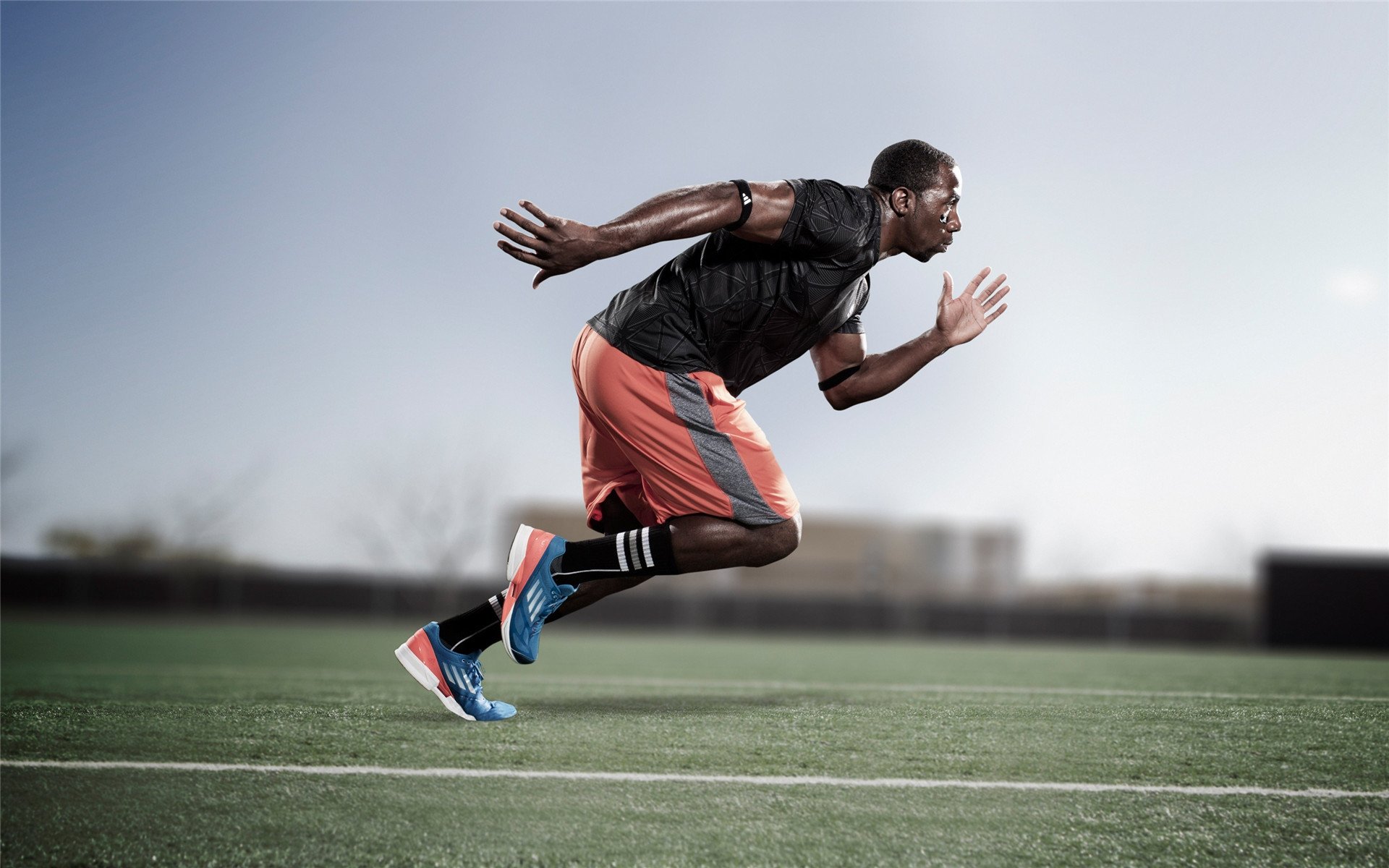 国足战术演练针对不同对手,国足训练备战